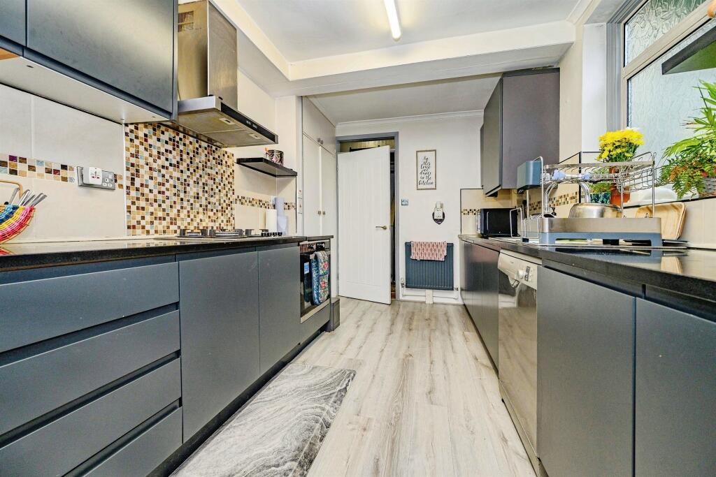 Additional image 18 of Stonecross Road, Hatfield