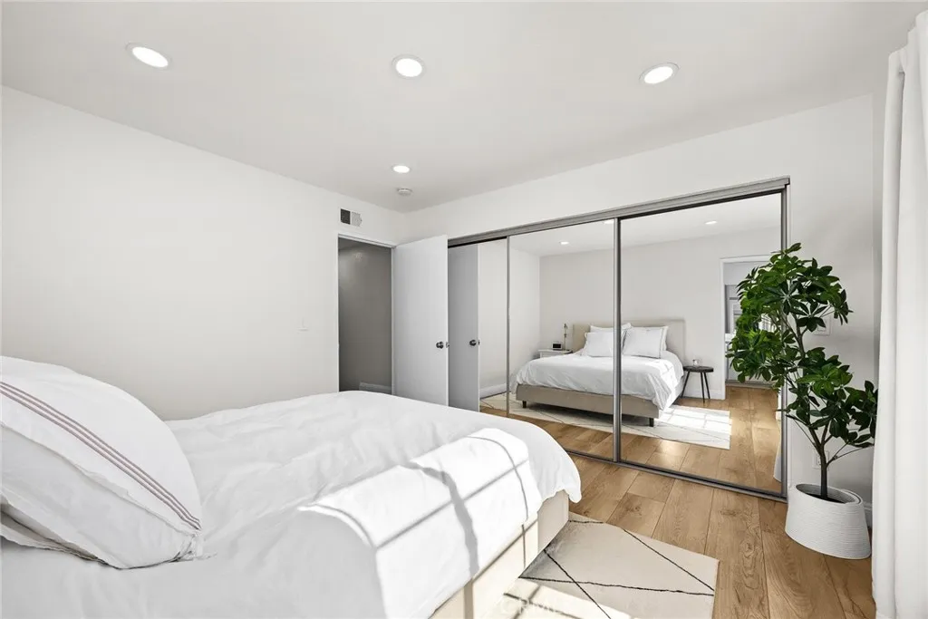 Additional image 20 of 154 N Meridith Avenue Unit 8, Pasadena, CA 91106