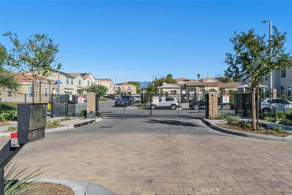 Additional image 29 of 1035 W Clover Ave, Rialto, CA 92376