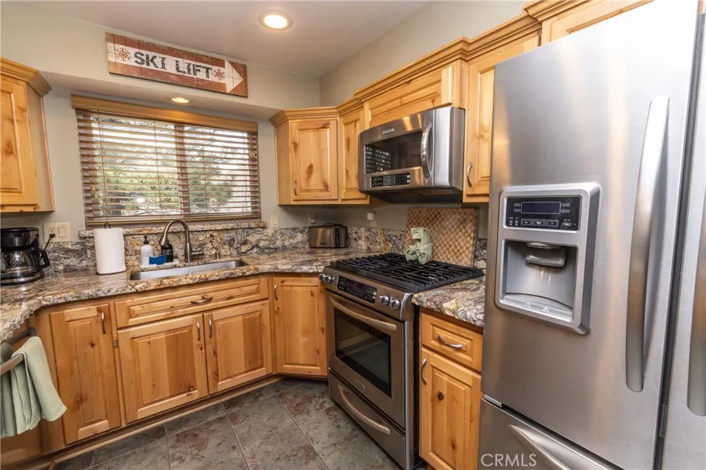 Additional image 42 of 620 Villa Grove, Big Bear City, CA 92315