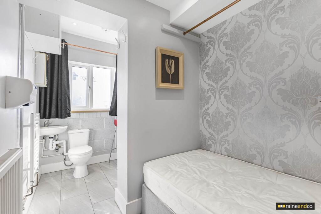 Additional image 13 of Aldykes, Hatfield