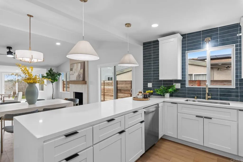 Additional image 18 of 2910 Amulet Street, San Diego, CA 92123