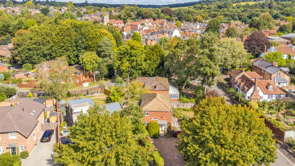 Additional image 35 of Elmoor Avenue, Welwyn, Hertfordshire, AL6 9PA