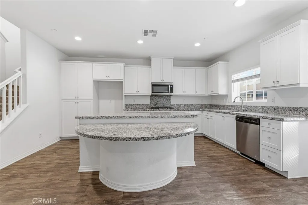 Additional image 6 of 7252 Medley Lane, Fontana, CA 92336