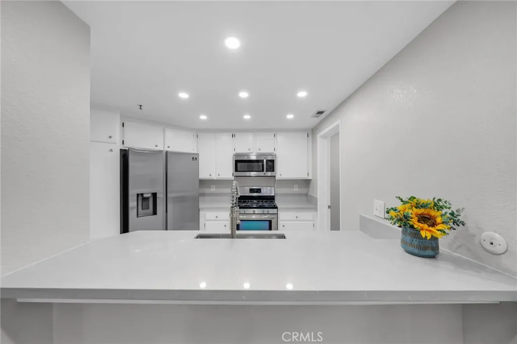 Additional image 58 of 2559 Plaza Del Amo Unit 215, Torrance, CA 90503