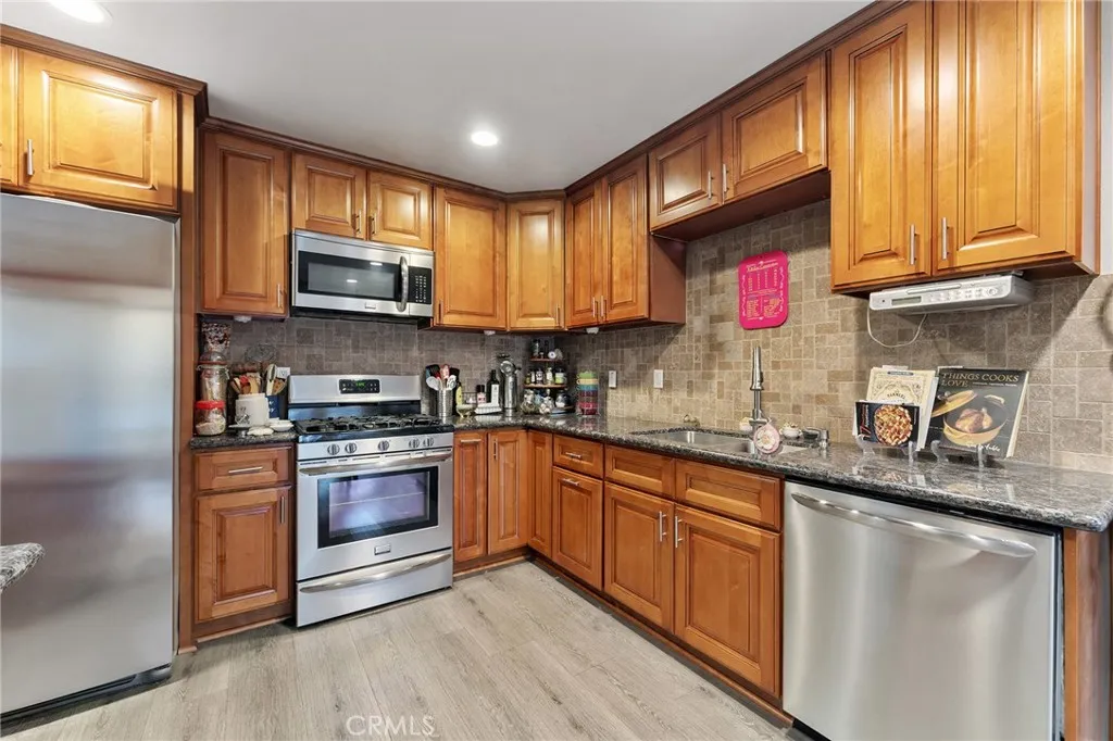 Additional image 6 of 1234 N Citrus Avenue Unit 2, Covina, CA 91722