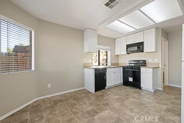 Additional image 34 of 523 E Kettering St, Lancaster, CA 93535