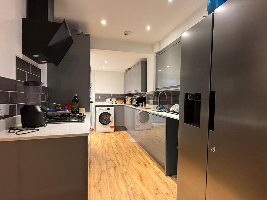 Additional image 6 of Greville Close, North Mymms, Hatfield, AL9