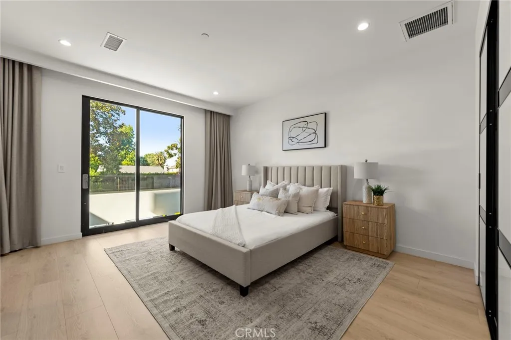 Additional image 40 of 4252 Shadyglade, Studio City, CA 91604