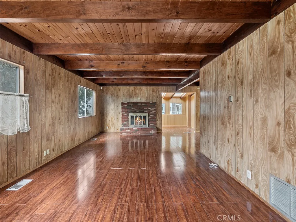 Additional image 4 of 1725 Linnet Rd, Wrightwood, CA 92397