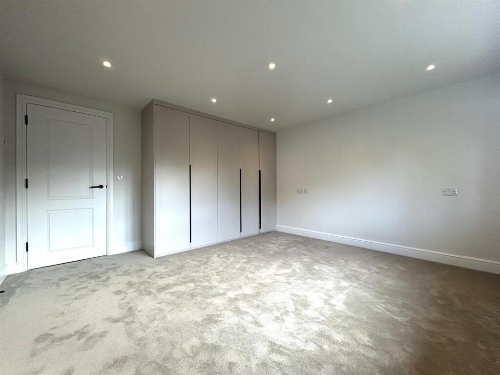 Additional image 30 of The Squirrels, Bricket Wood, St. Albans