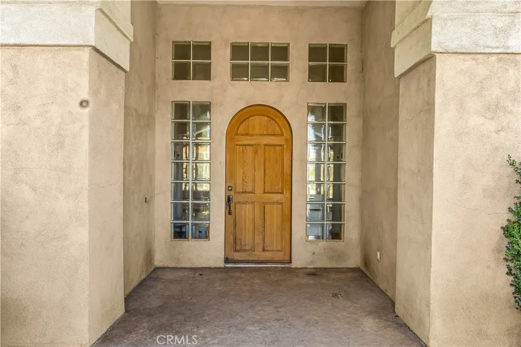 Additional image 5 of 10234 Clover Drive, Oak Hills, CA 92344