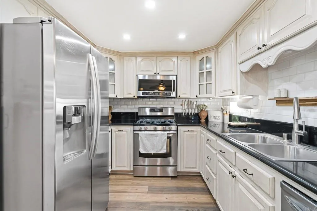 Additional image 4 of 1560 Monterey Pine Drive Unit B, San Ysidro, CA 92173