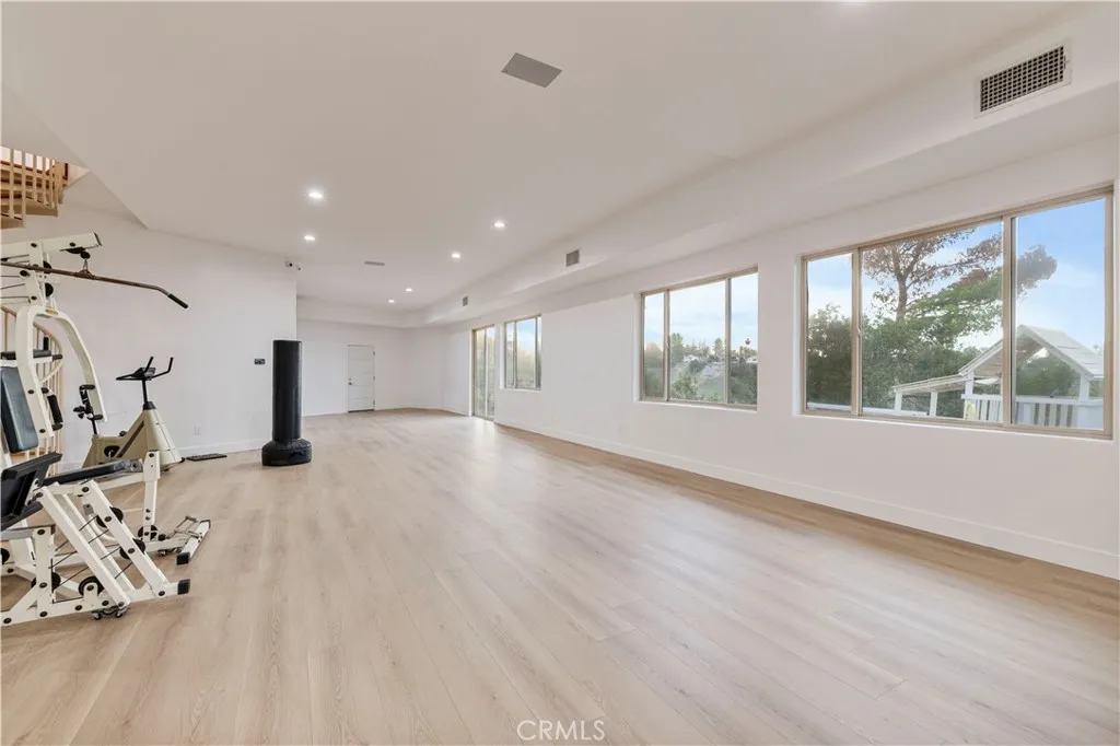 Additional image 43 of 4651 Ellenita Ave., Tarzana, CA 91356