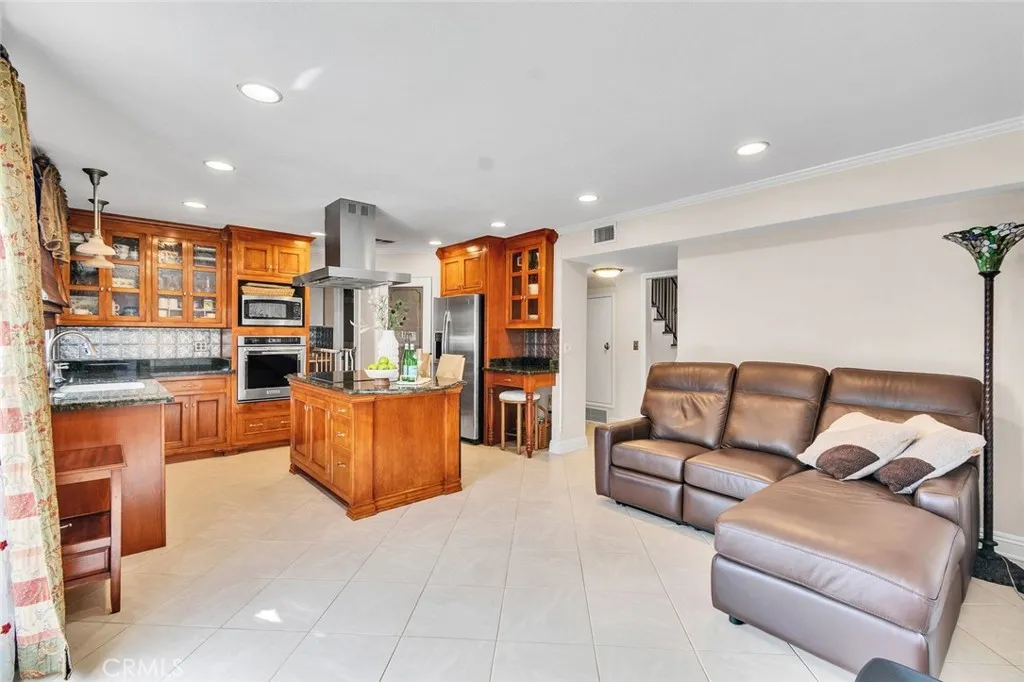 Additional image 56 of 210 S Trevor St, Anaheim, CA 92806