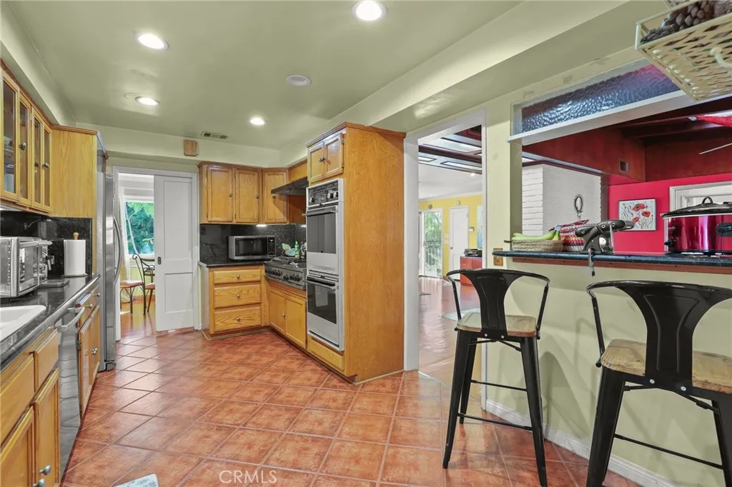 Additional image 58 of 15719 Vose Street, Lake Balboa, CA 91406