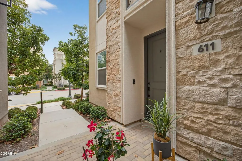 Additional image 79 of 611 Winchester Drive, Oxnard, CA 93036