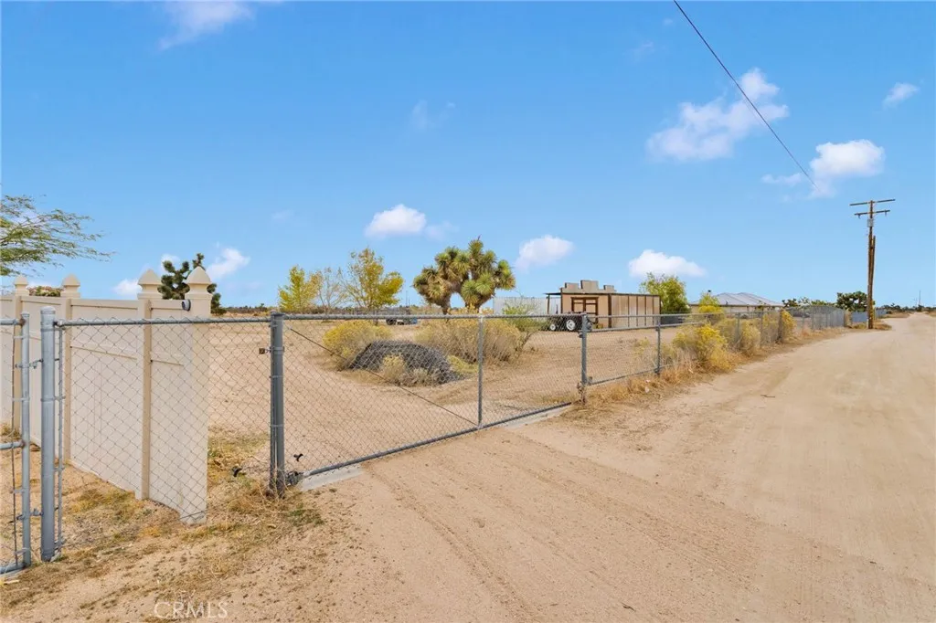 Additional image 91 of 6720 Mono Road, Phelan, CA 92371