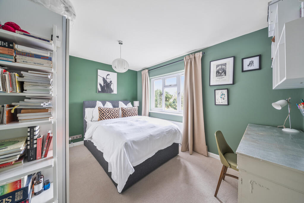 Additional image 6 of Park Rise, Harpenden, AL5