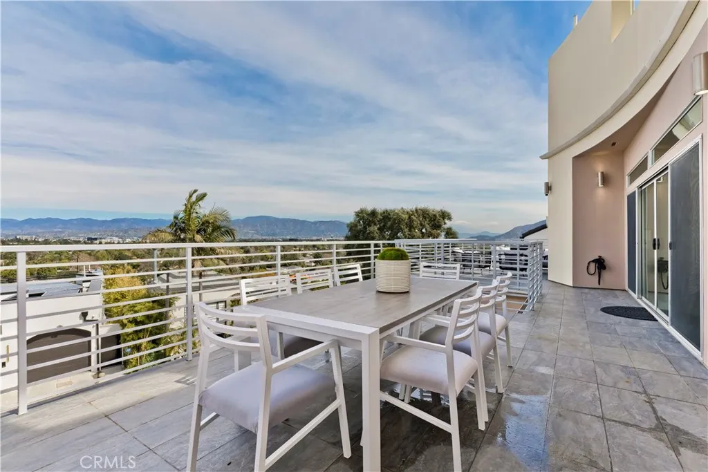 Additional image 70 of 11698 Picturesque, Studio City, CA 91604