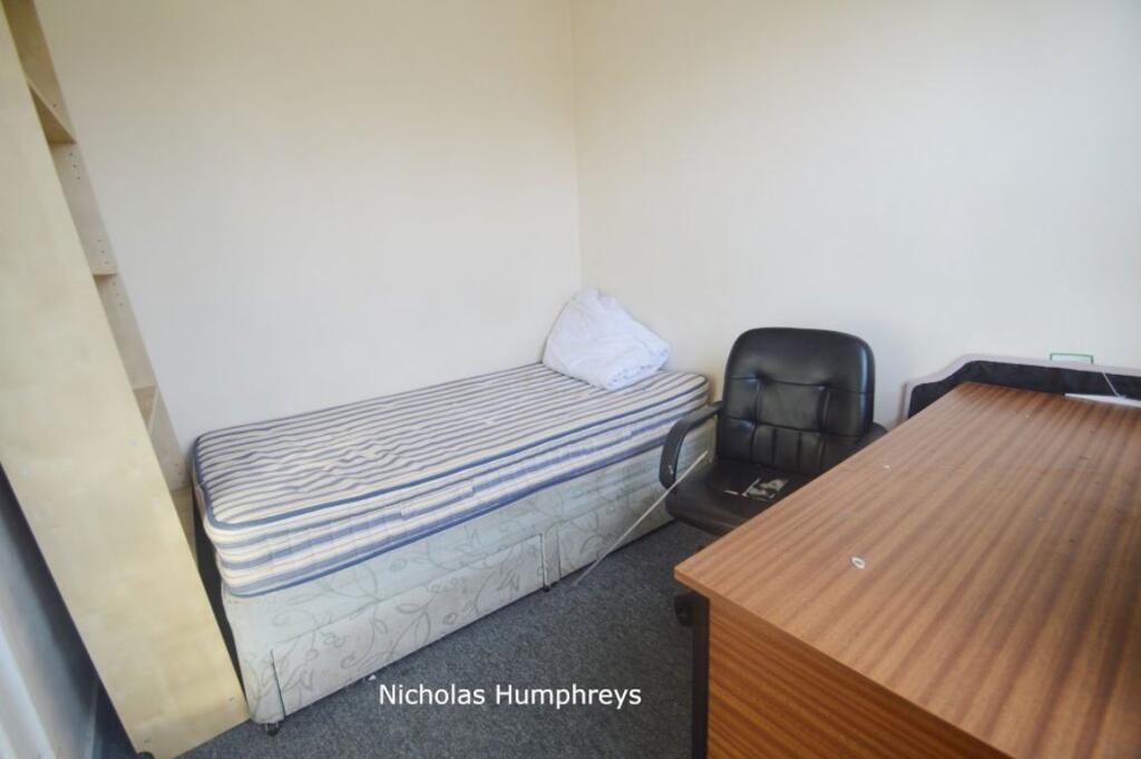 Additional image 4 of Garden Avenue