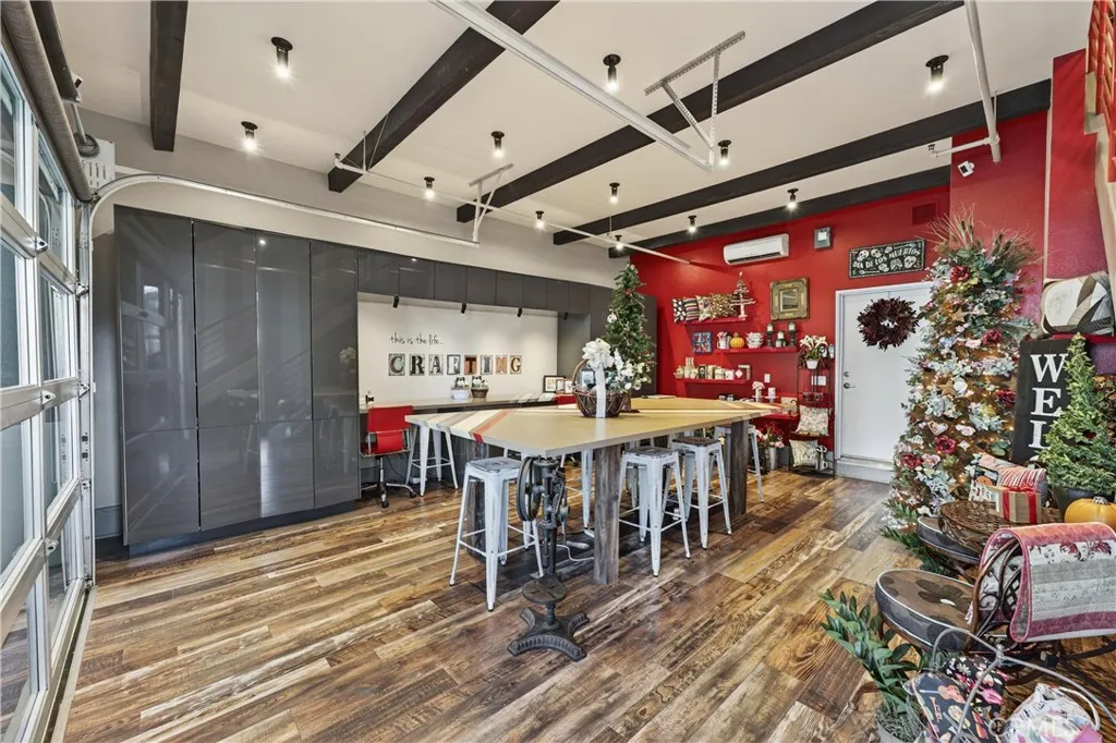 Additional image 67 of 906 E Civic Center Dr, Santa Ana, CA 92701