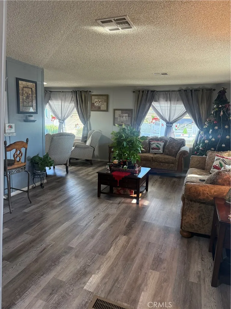 Additional image 35 of 13393 Mariposa Rd, #97, Victorville, CA 92395