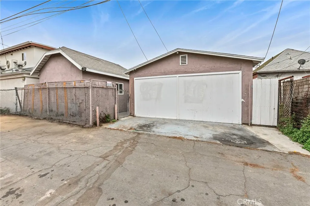 Additional image 53 of 8023 Hooper Ave, Los Angeles, CA 90001