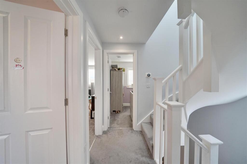 Additional image 19 of Huggins Lane, Welham Green, North Mymms, Hatfield