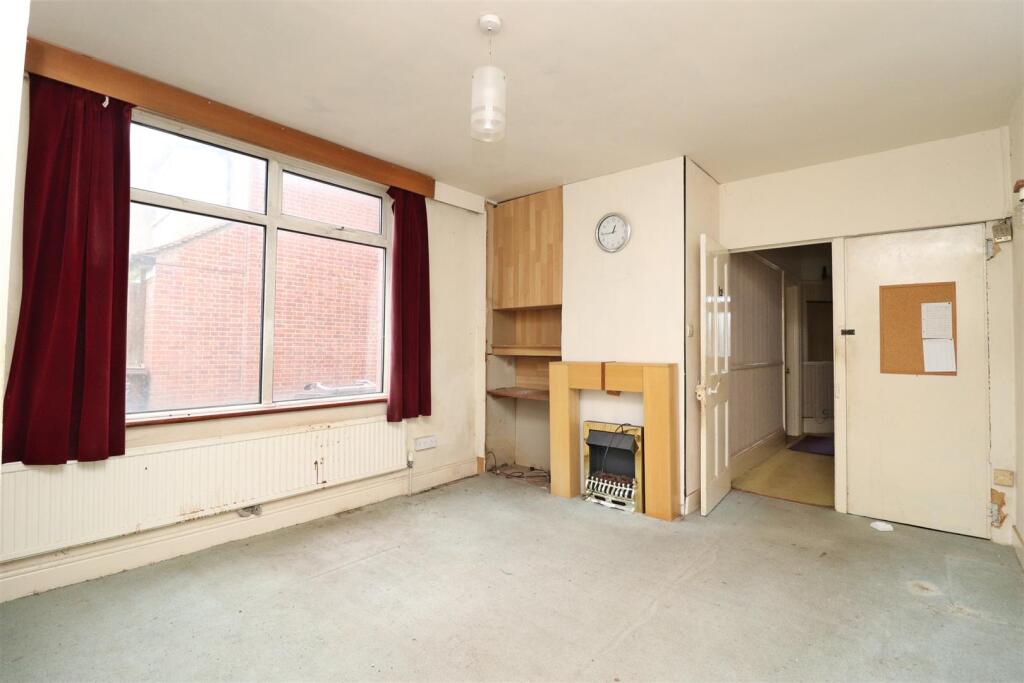 Additional image 9 of Blenheim Road, St. Albans