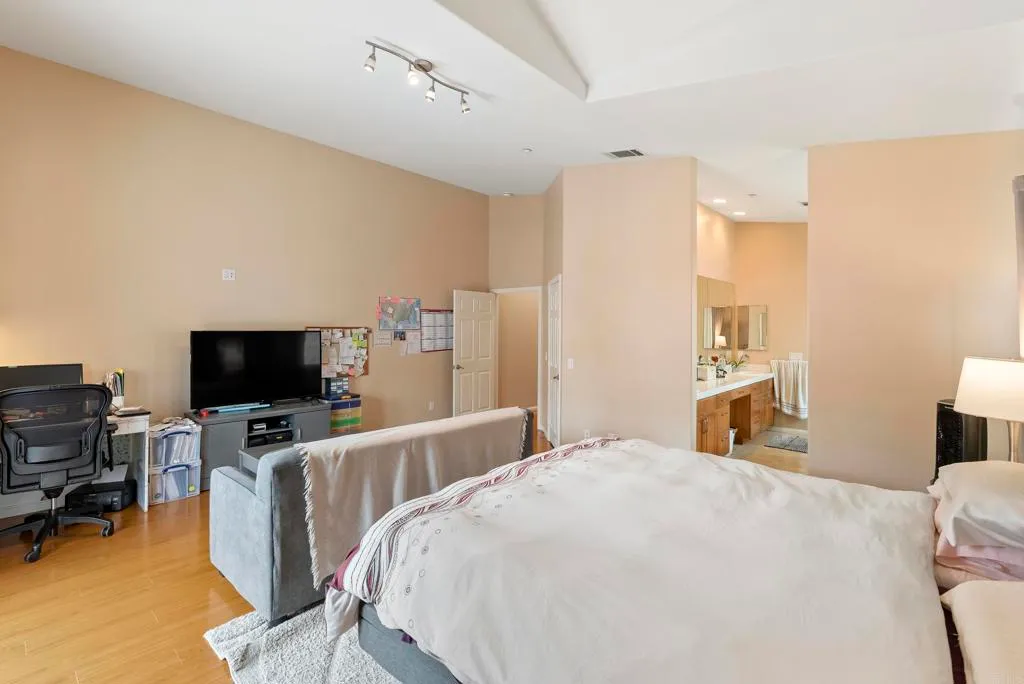 Additional image 35 of 535 F Avenue Unit 4, Coronado, CA 92118