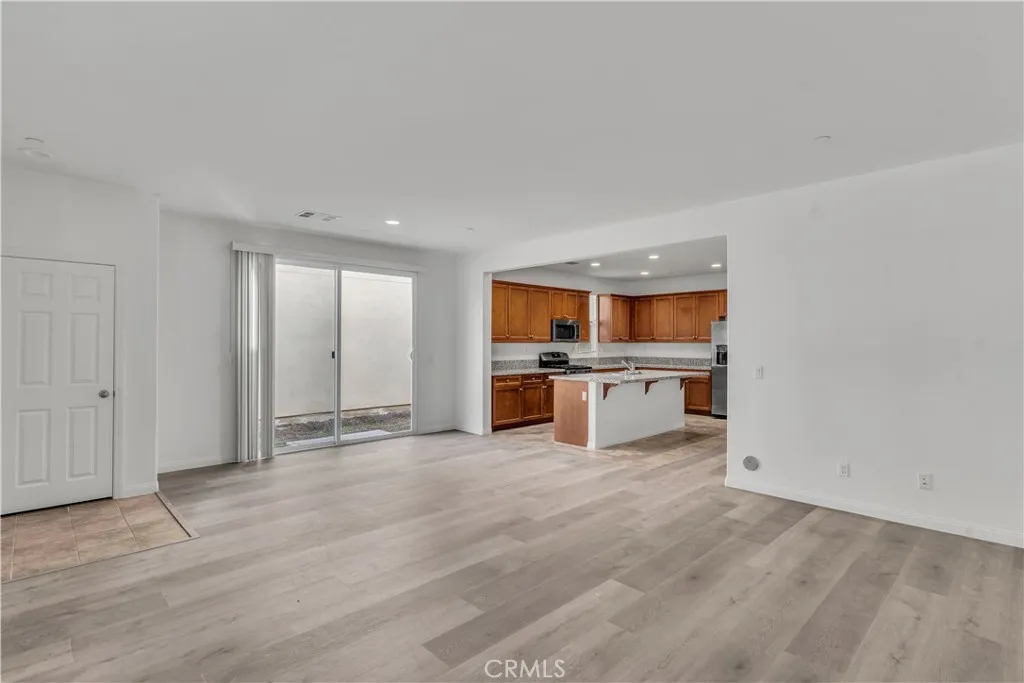 Additional image 43 of 687 S Fillmore Ave, Rialto, CA 92376