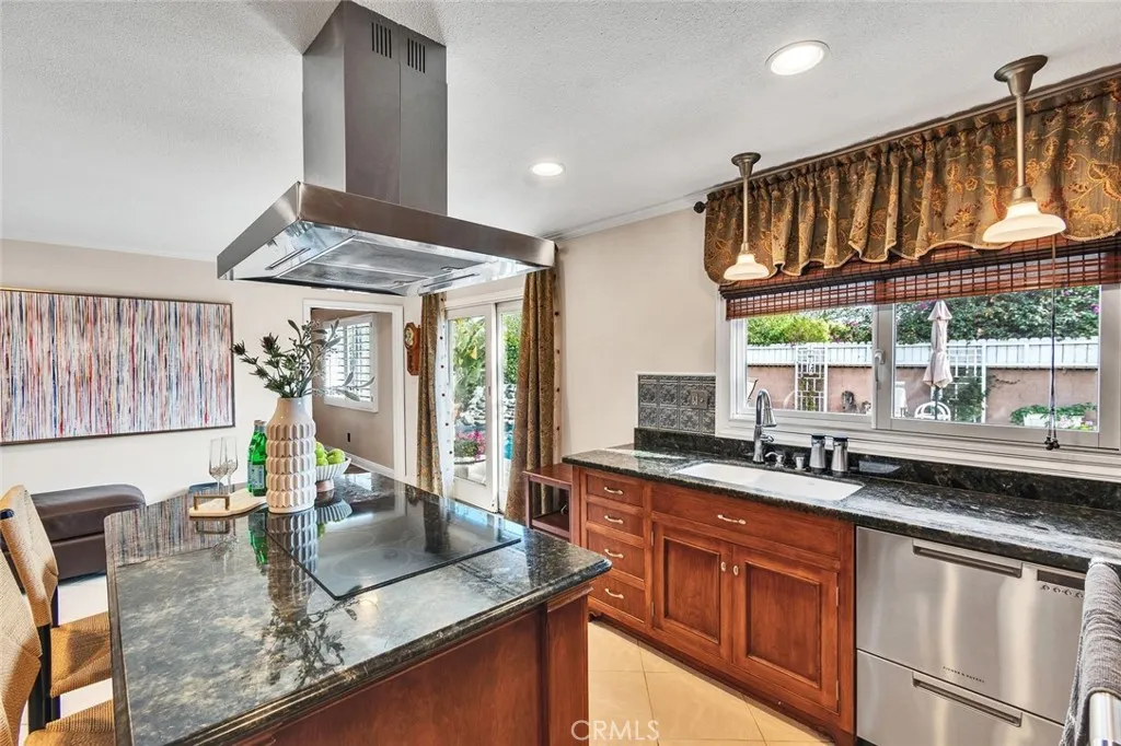 Additional image 16 of 210 S Trevor St, Anaheim, CA 92806