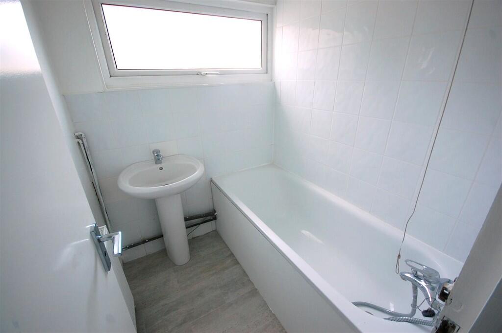 Additional image 4 of Deerswood Avenue, Hatfield