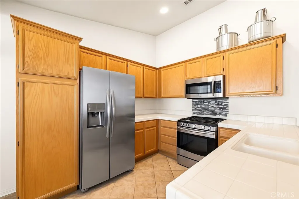 Additional image 33 of 21168 Merlot Ln, Apple Valley, CA 92308