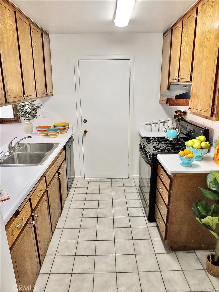 Additional image 32 of 1136 S Dover Circle, Anaheim, CA 92805