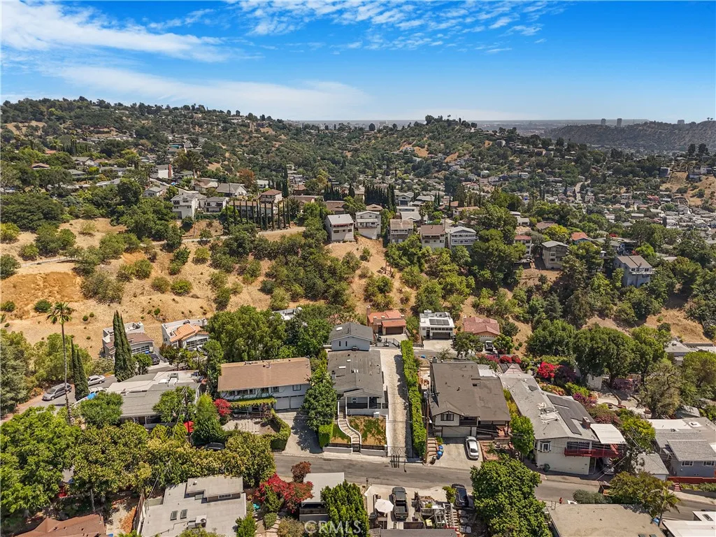 Additional image 85 of 3560 Lavell, Los Angeles, CA 90065