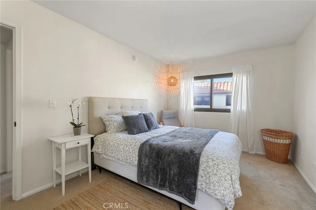 Additional image 55 of 6930 De Celis Unit 16, Lake Balboa, CA 91406