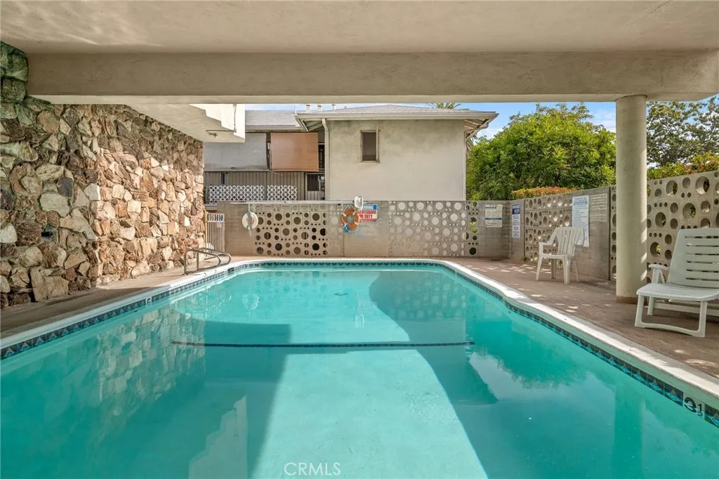 Additional image 3 of 330 N Howard Street Unit 201, Glendale, CA 91206