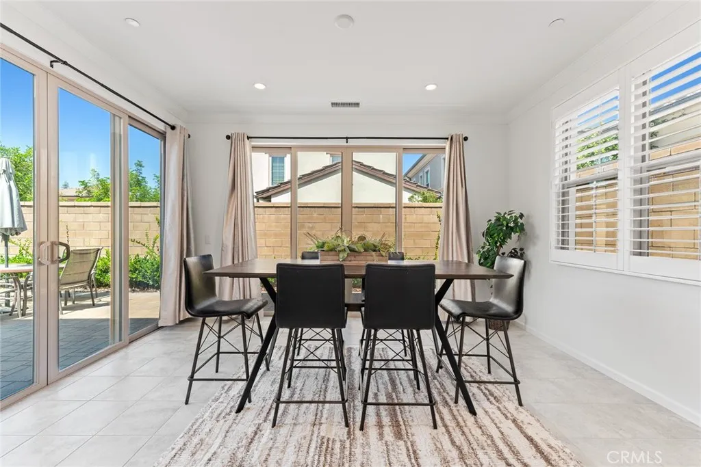 Additional image 31 of 87 Darby, Irvine, CA 92620