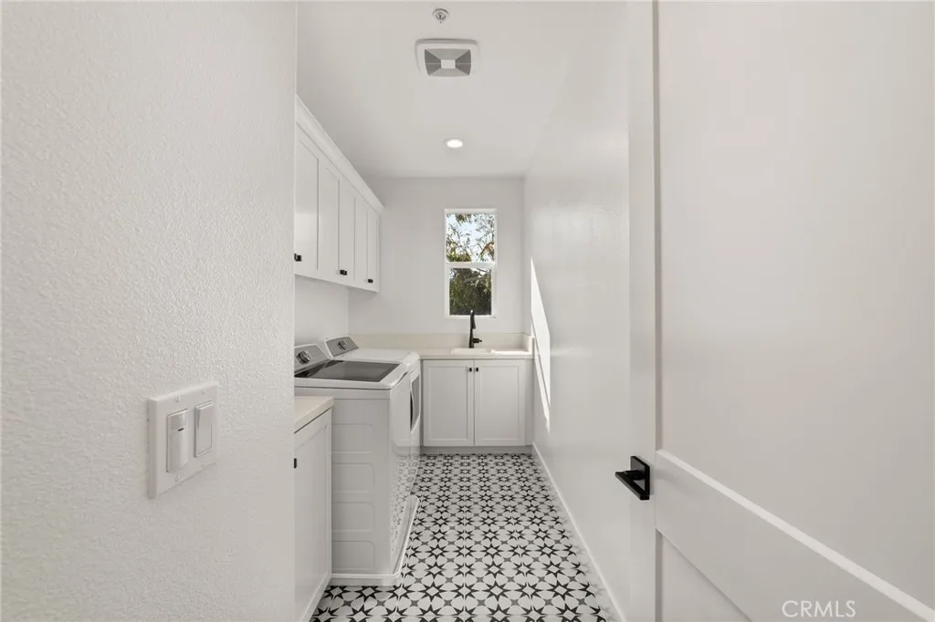 Additional image 39 of 2127 Cresta Dr, Newport Beach, CA 92660