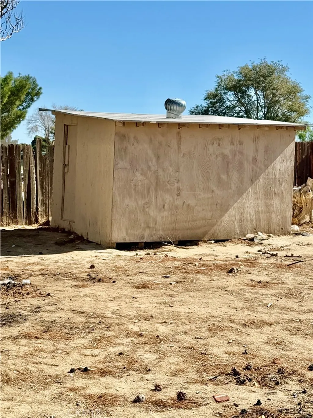 Property image for 16622 Mossdale Ave, Lancaster, CA 93535