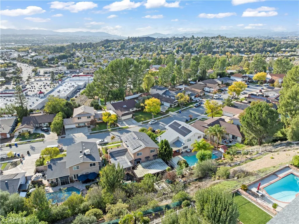 Additional image 120 of 22211 Barbacoa Dr, Saugus, CA 91350