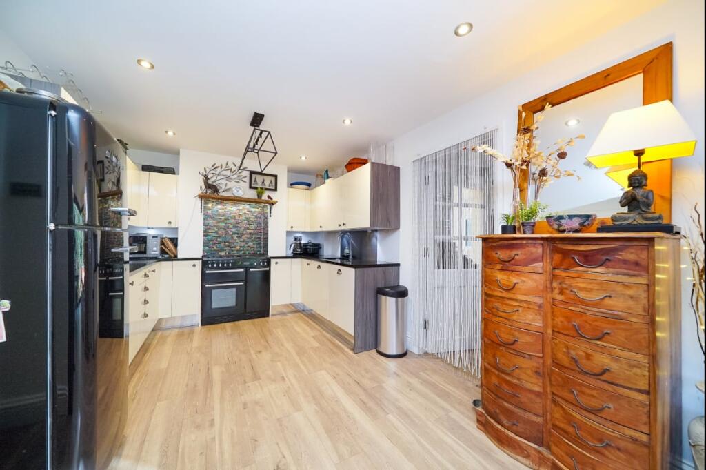 Additional image 19 of Pooleys Lane, Hatfield, AL9