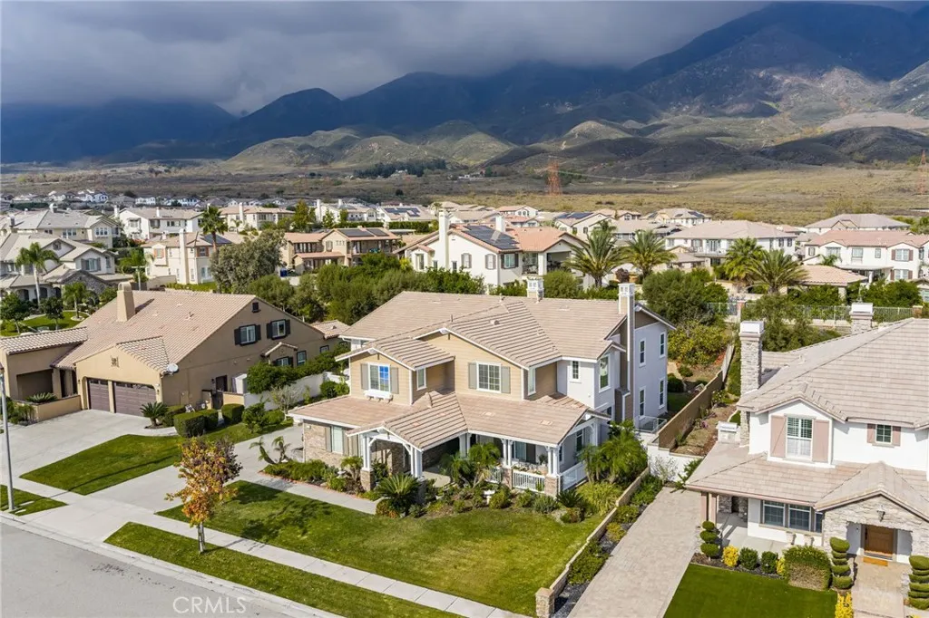 13812 Breeders Cup Dr, Rancho Cucamonga, CA 91739