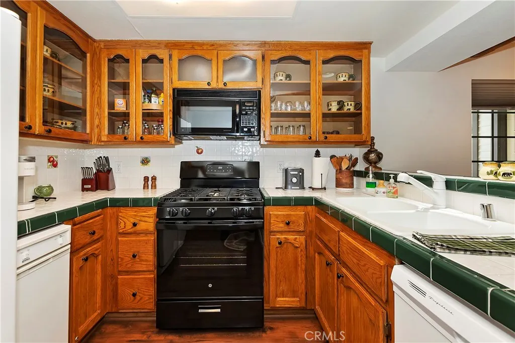 Additional image 10 of 101 Village Bay Unit 1, Lake Arrowhead, CA 92352