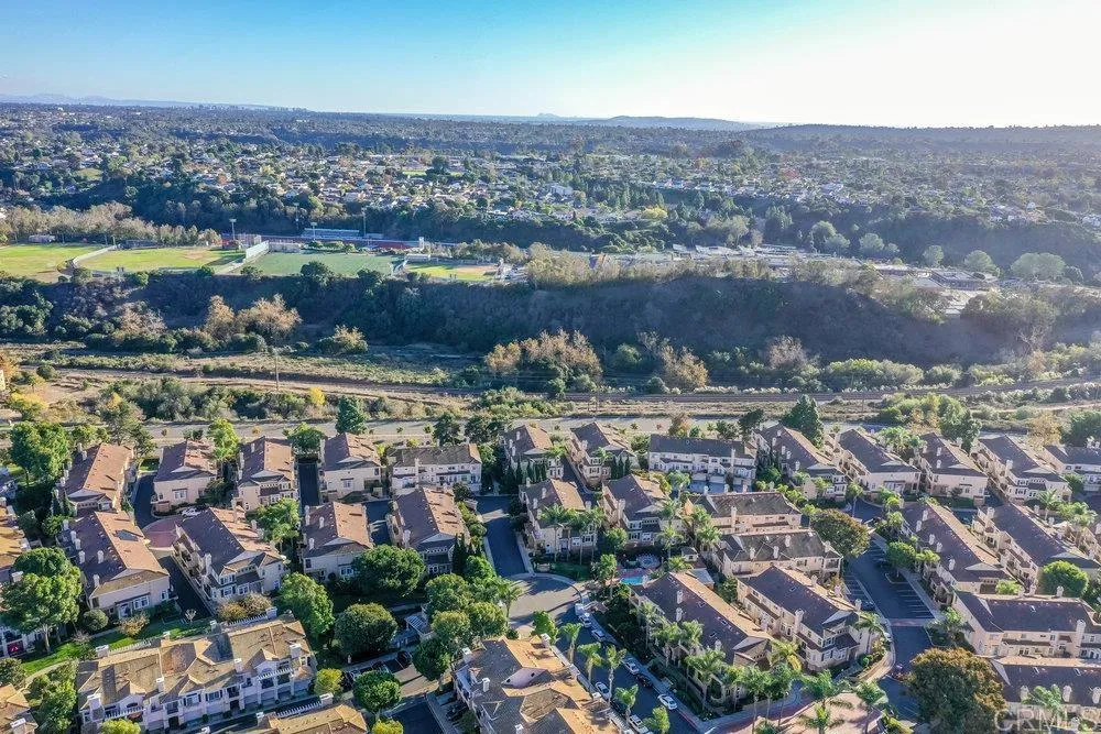 Additional image 79 of 7125 Calabria Court Unit D, San Diego, CA 92122