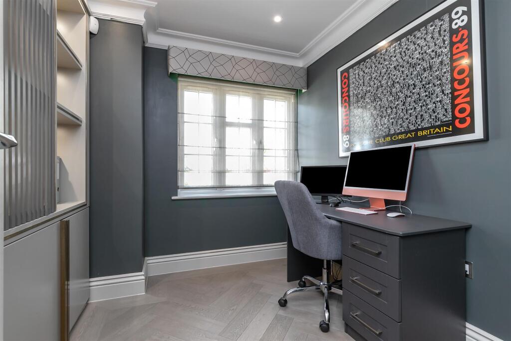 Additional image 15 of Bishops Road, Tewin, Welwyn