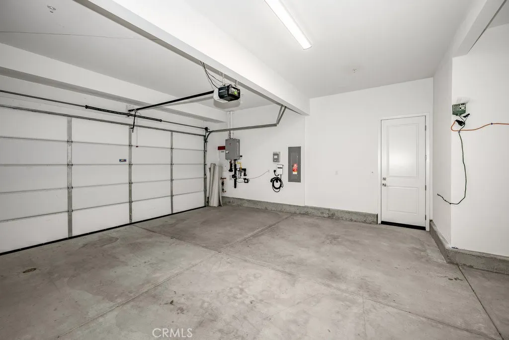 Additional image 41 of 26915 Goldfinch Lane, Valencia, CA 91381