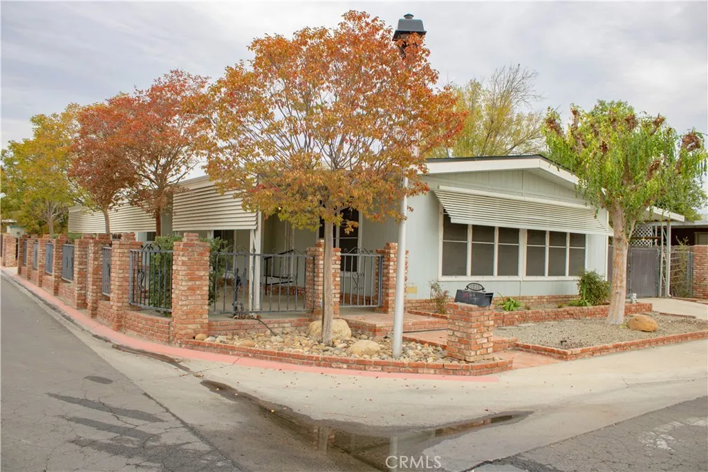 Additional image 11 of 3608 Sahara, Bakersfield, CA 93313